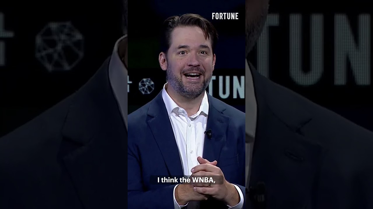 Alexis Ohanian saved tweets from "haters" as motivation to invest in women