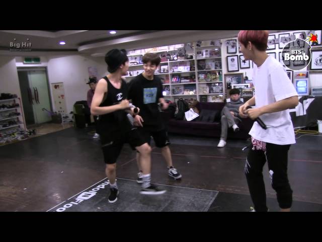 [BANGTAN BOMB] Attack on BTS at dance practice class=
