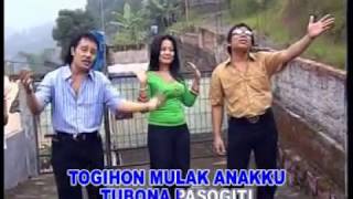 Sihol Marparumaen - Lagu  Batak Terbaik Toni Van Simarmata