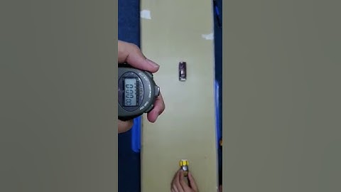 Physics experiment on kinetic energy of inelastic collision