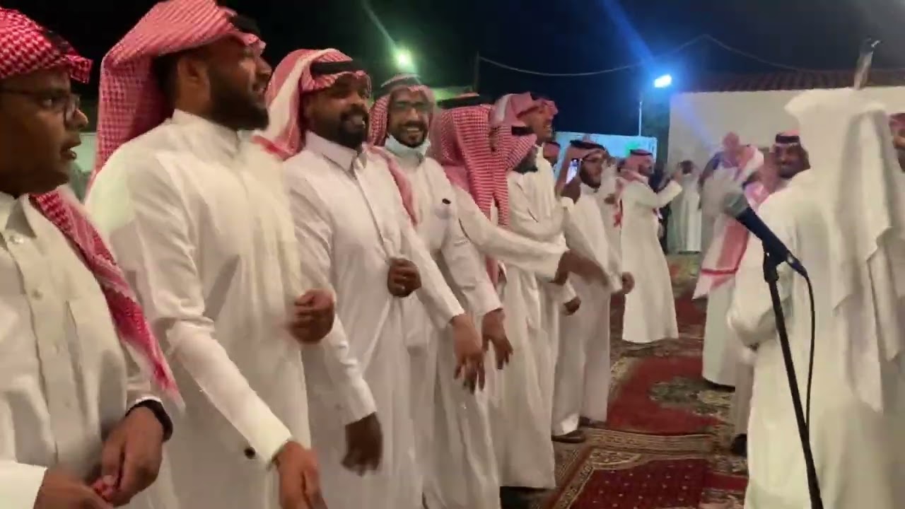 عرضه فرقة الرايه   يامرحبا ولفين ترحيبه ومني سلام