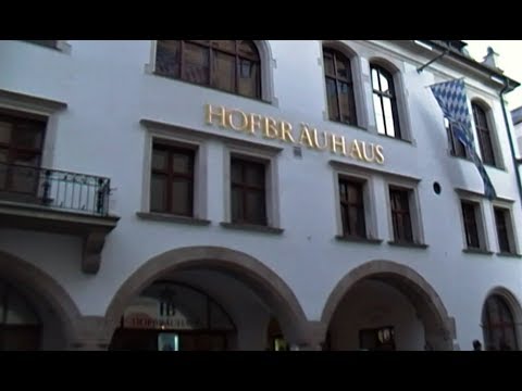 Hofbräuhaus Beer Hall. München. Germany @TheLaffen79