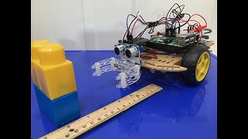 Raspberry Pi robot avoiding obstacles with BluPants