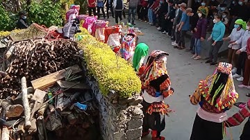 phong tục của người dân tộc trên vùng cao nguyên đá