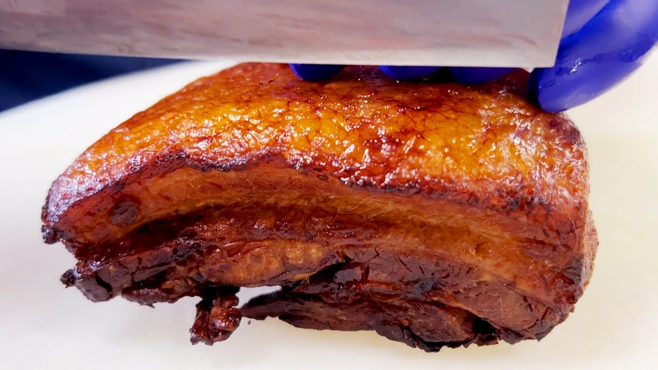 この人はきっとスタッフ全員の体重を増やしたいに決まってる。【ラードチャーハン】LARD FRIED RICE