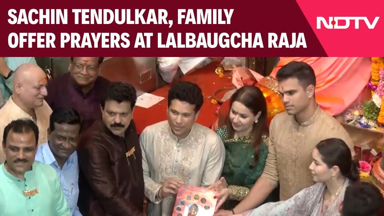 Ganesh Chaturthi 2025 | Sachin Tendulkar, Family Offer Prayers At Lalbaugcha Raja