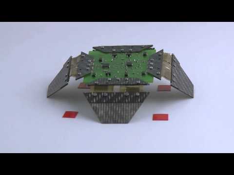 4-gram "origami" robot that crawls and jumps