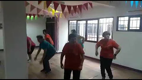 Zumba Gold - Que tire pa'lante Daddy Yankee