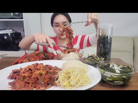 여름 보양 음식은 이거🐙[낙지] 맛있게 매콤한 <strong>낙지볶음</strong> <strong>황금레시피</strong> 먹방☆ft.미역냉국,실비파김치Nakjibokkeun mukbang (레시피 따라 꼭 만들어 드셔보세요.)
