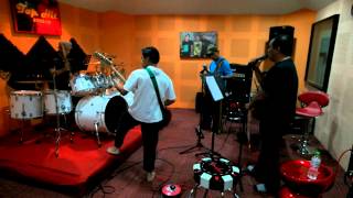 SEARCH MANUSIA REPTILIA