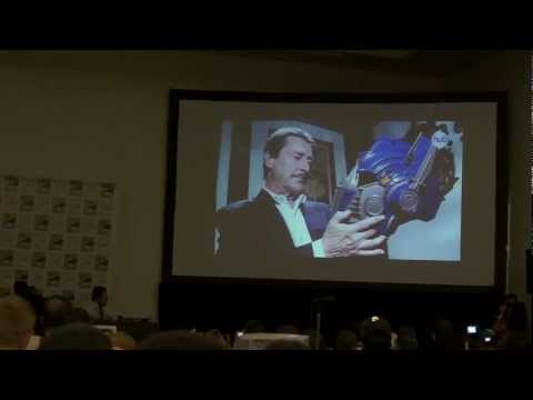 Larry King interviews Peter Cullen, voice of Optimus Prime #5\/7 - Seibertron.com SDCC 2012 Coverage