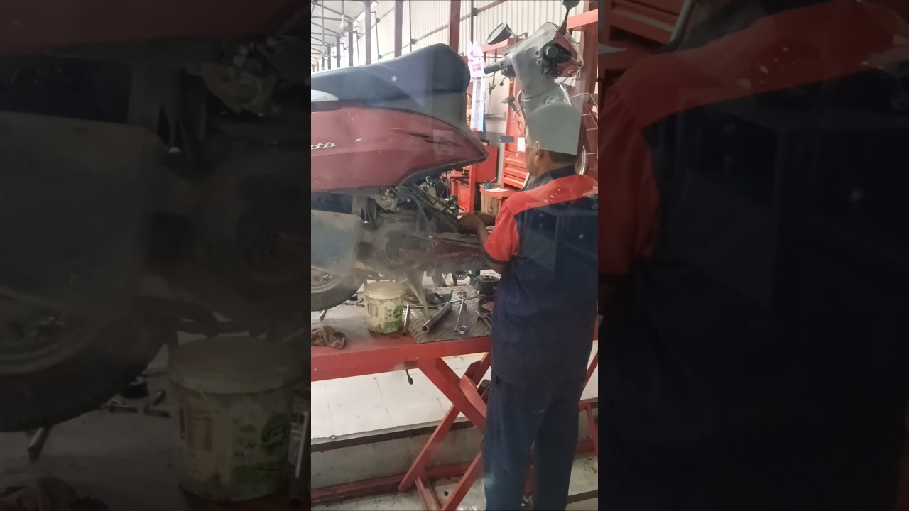 Scooty को लेकर Service सेंटर क्यों जाना पड़ा?