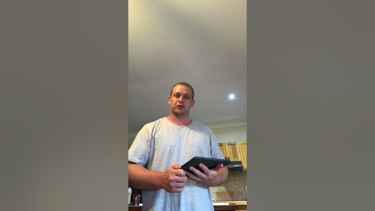 waiter-reacts-too-customer-ordering-red-meat-on-good-friday-funny