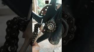 Motorcycle Chain Trick! Easy Axle Nut Removal #Shorts #Motorcycle #DIY
