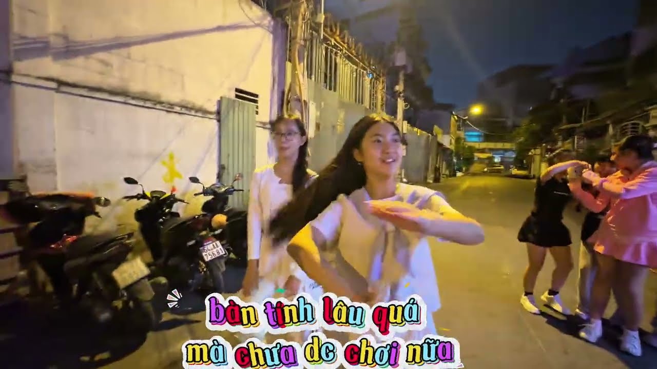 Một ngày bình thường của tụi tớ 