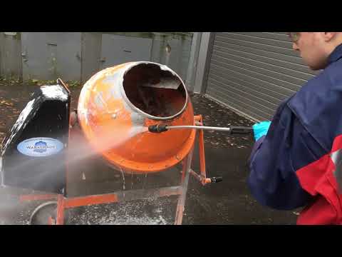 Video: Mitä käyttää betonin puhdistamiseen ennen värjäystä?
