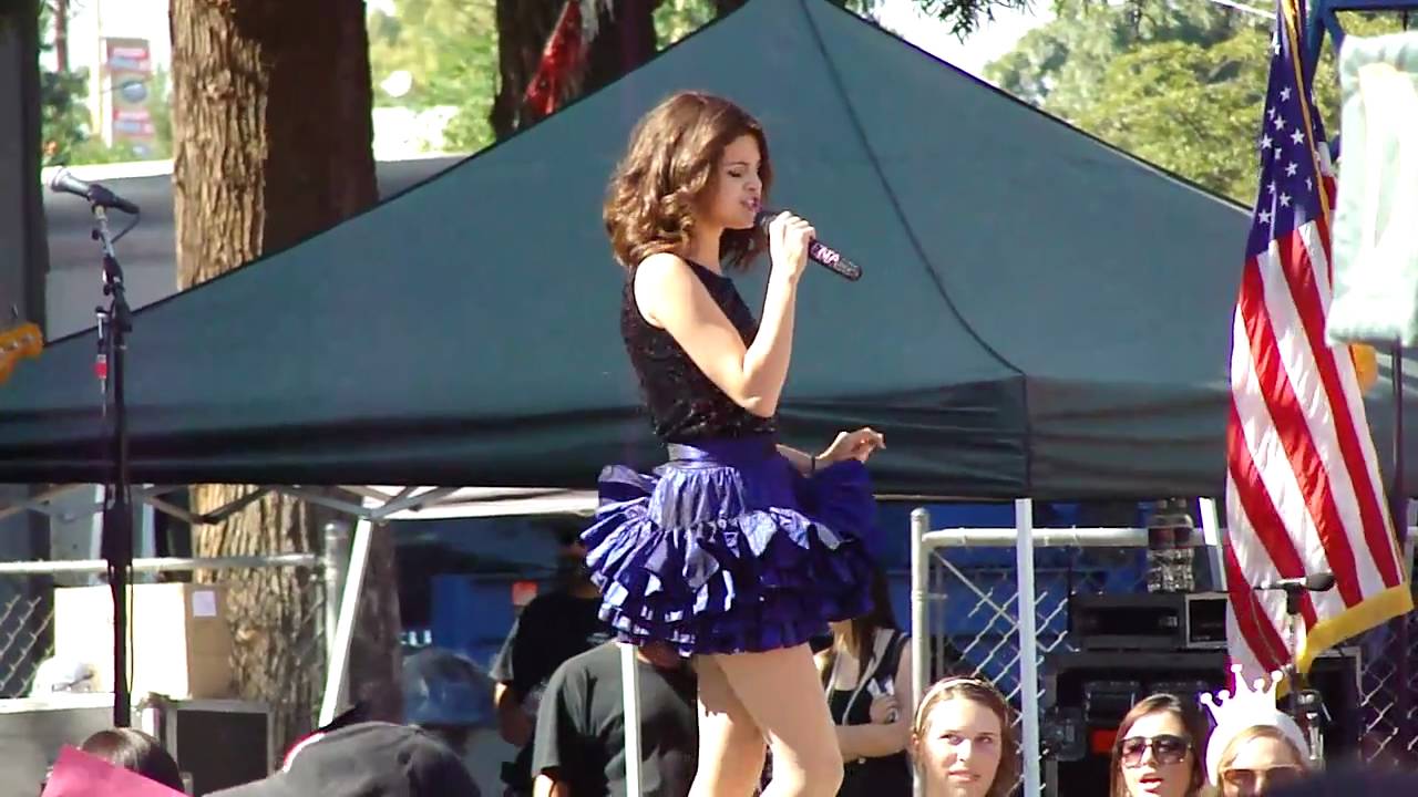 Selena Gomez & The Scene - Crush & Kiss and Tell