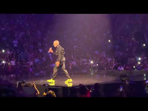 Bad Bunny Caro Concierto Choli Puerto Rico 2019