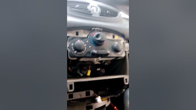Tuto Panne ventilation Renault Clio 3 