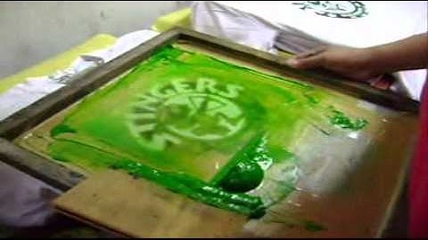 2 colors screen printing