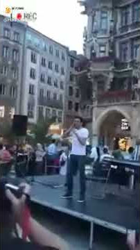 Viral adzan di depan Gereja