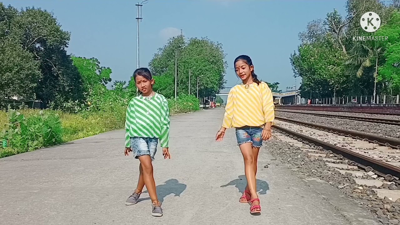 Sopora sopore khohe monore goradance video by Bhanita and GayatriAssamese cover video