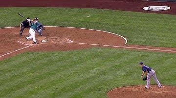 TB@SEA: Seager drives an RBI single in the third