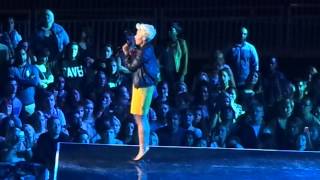 Emeli Sande - I Wish Every Man Should Be Free Live At The Unity Concert For Stephen Lawrence