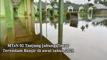 Diguyur hujan hampir sepekan, MTsN 02 Tanjung Jabung Timur Jambi terendam banjir