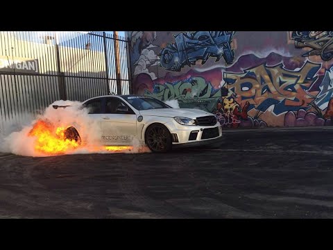 mercedes-benz-amg-v8-sound-und-burnout-compilation