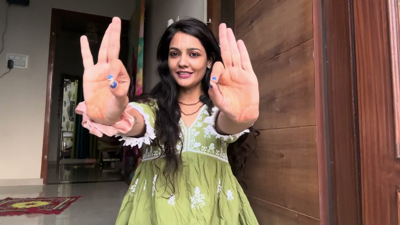 आओ खुद से प्यार करें, क्यों डरे क्यों डरे? #artoflove