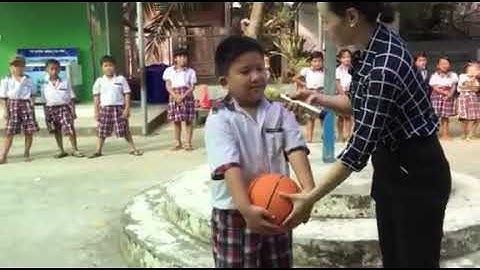 video Chuyền bóng Pass the ball TIỂU HỌC PHÚ TÂM C