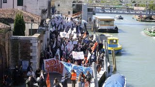 Italie : les habitants de Venise en colère contre un droit d'entrée pour les touristes