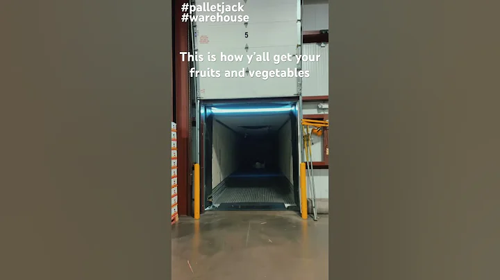 Operating an electric pallet jack to show y’all how you get your fruits and veggies #fyp #warehouse