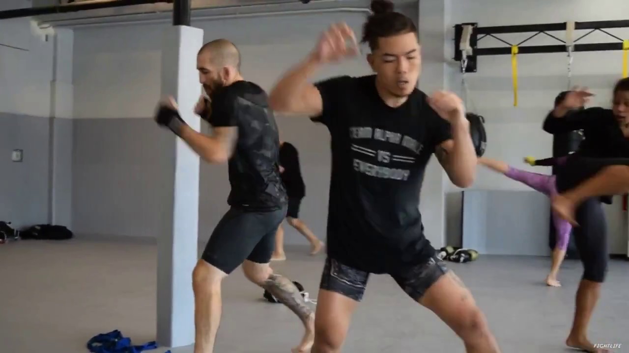 Teruto Ishihara Shadowboxing for UFC Japan Training Camp - YouTube