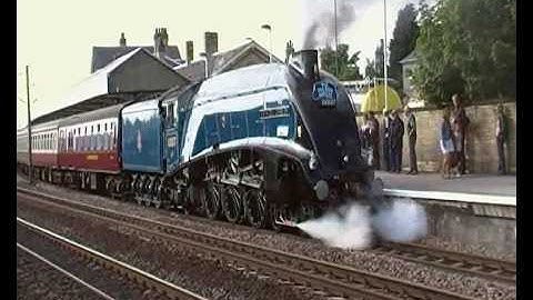 NEW Edit - The Cathedrals Express Sir Nigel Gresley 60007 Retford Station