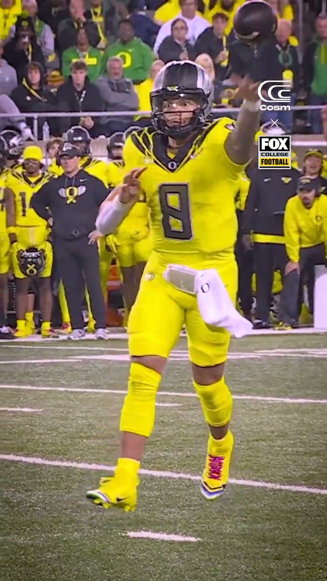 FOX College Football experienced in an immersive new way ?? #cosm #cfb #football