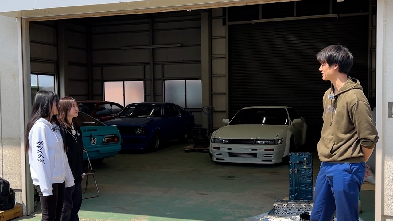 とよちゃん I snuck into the garage of the devil sisters! - YouTube