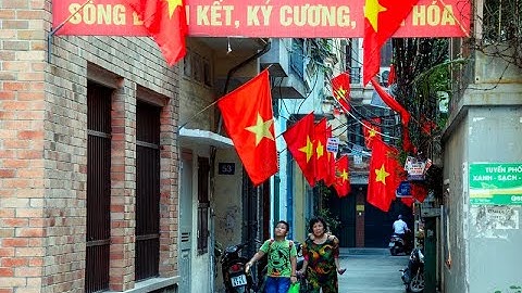 Phố phường Hà Nội rực rỡ cờ hoa mừng 75 năm Quốc khánh