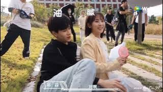 Hu Yi Tian & Xing Fei Moments 