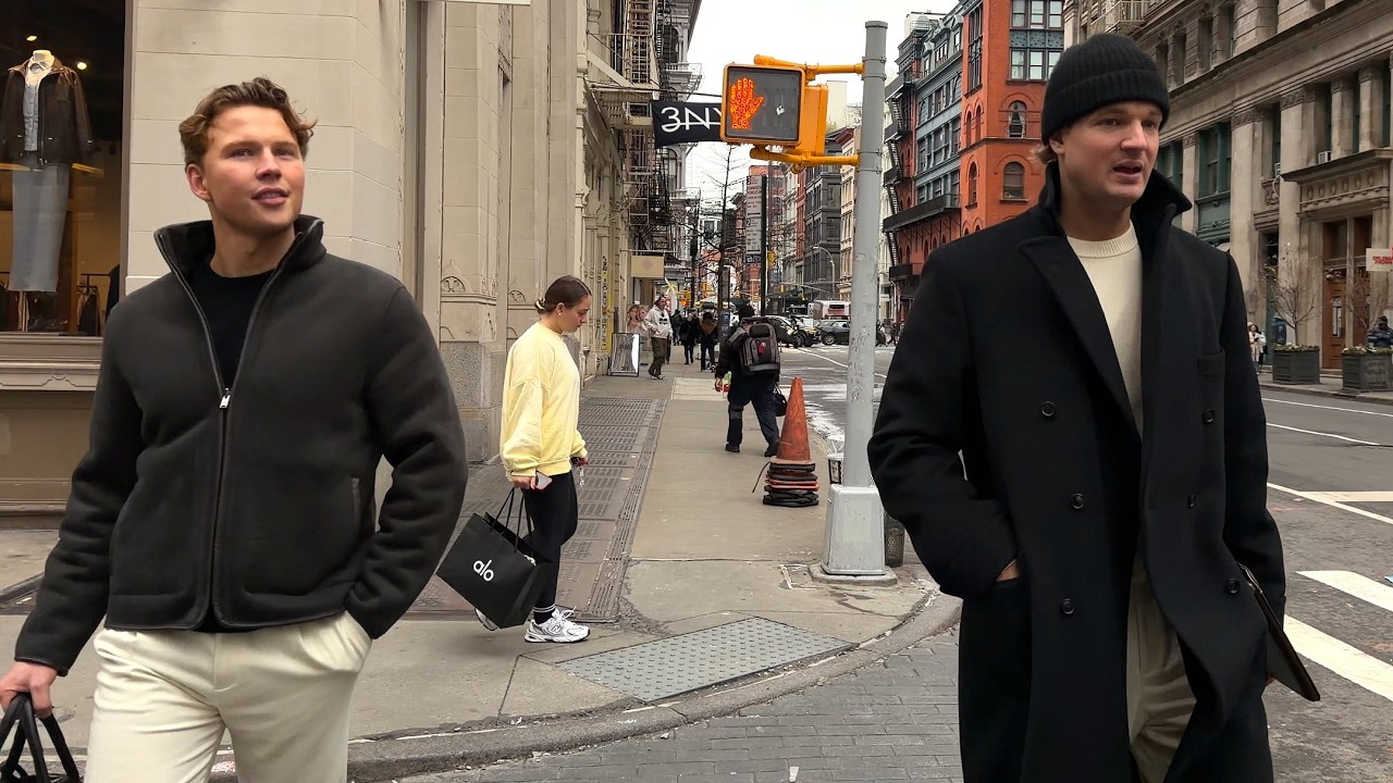 Quiet Manhattan Walking Tour. Real Sounds of New York City