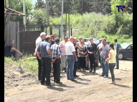 ახალციხელის ქუჩაზე, გზის რეაბილიტაციამდე, საკანალიზაციო სისტემის მოწესრიგებას ითხოვენ