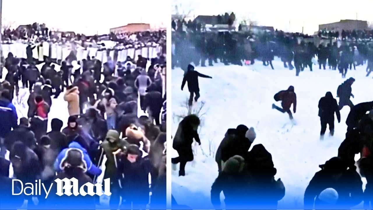 Russian protestors clash with riot police in Bashkortostan as activist Fail Alsynov is jailed