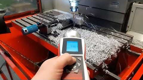 RheinTacho RT STROBE pocket LED used for milling cutter evaluation.