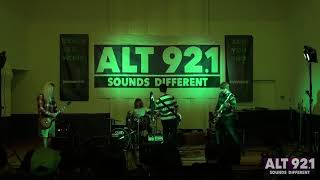Video thumbnail of "E57 Performs "A Pinch Better" In the Alt 92.1 Radio Theater"