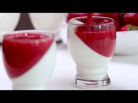 Video: Panna Cotta With Strawberries