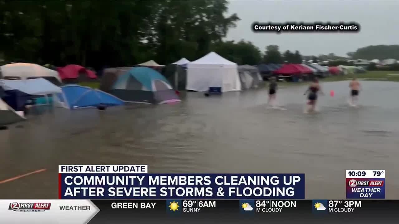 Neighbors are cleaning up after severe storms in the region - YouTube