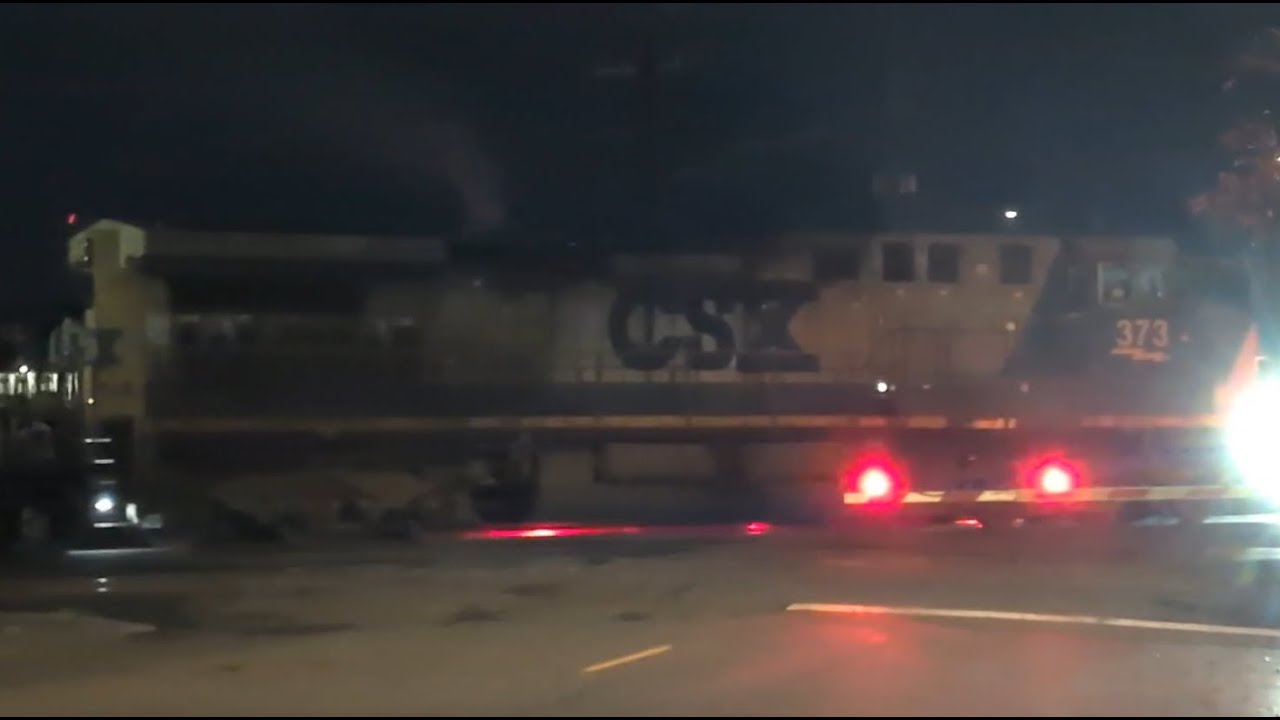 K5H Train Horn With CSX In The Lead!