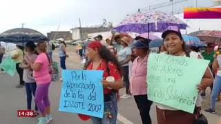 FLORENCIO VILLARREAL, GRO. BLOQUEO EN LA VÍA FEDERAL 200 POR MAESTROS DEL CNTE COSTA CHICA.