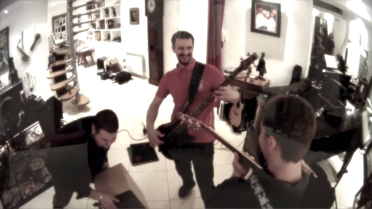 Genesis - I can't dance Acoustic cover by the Jam's